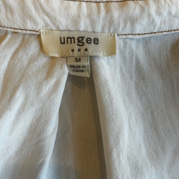 Umgee Button Down Shirt with pockets Size M - Picture 7 of 7